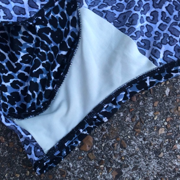 MiracleSuit Cheetah Print Summer Swimsuit One piece - Picture 6 of 6